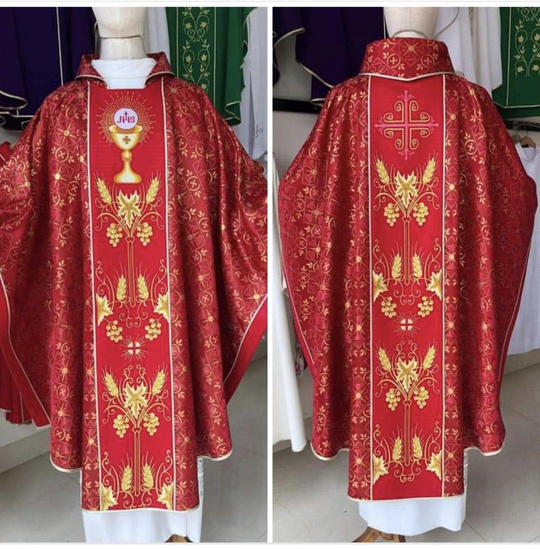 Red Vestment 100